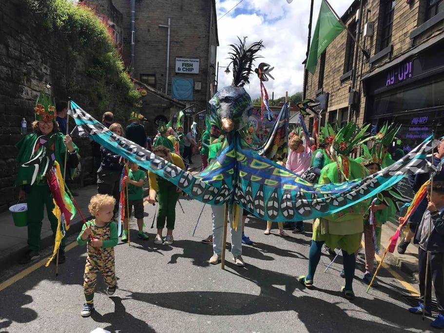 Malkin Wood Studio - 15 Min Walk To Holmfirth Centre Bagian luar foto