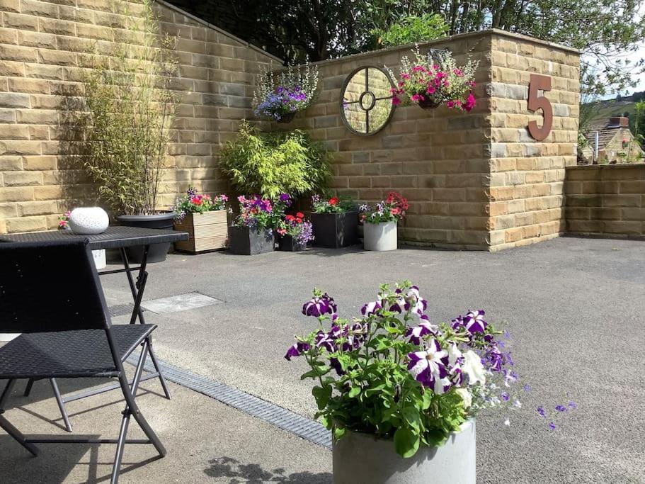 Malkin Wood Studio - 15 Min Walk To Holmfirth Centre Bagian luar foto