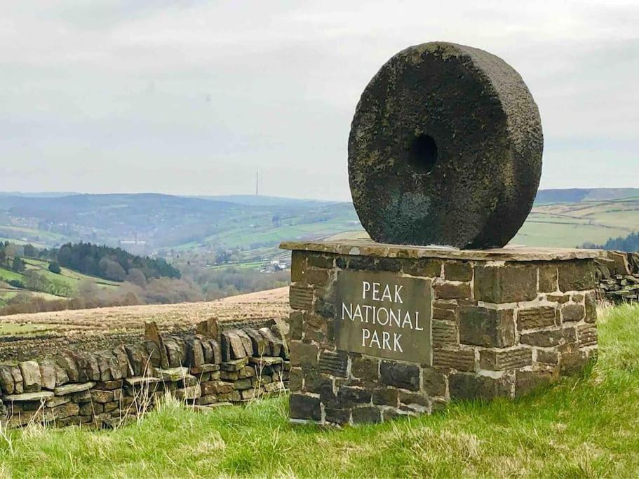 Malkin Wood Studio - 15 Min Walk To Holmfirth Centre Bagian luar foto